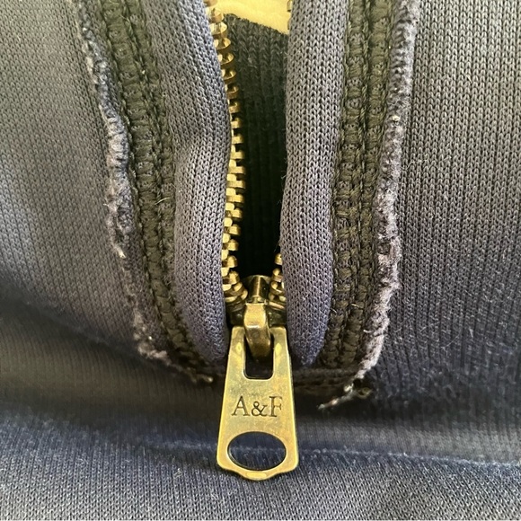 Abercrombie & Fitch Navy Blue Half-Zip Pullover Vintage Muscle Y2K Sweater Med - Picture 7 of 9